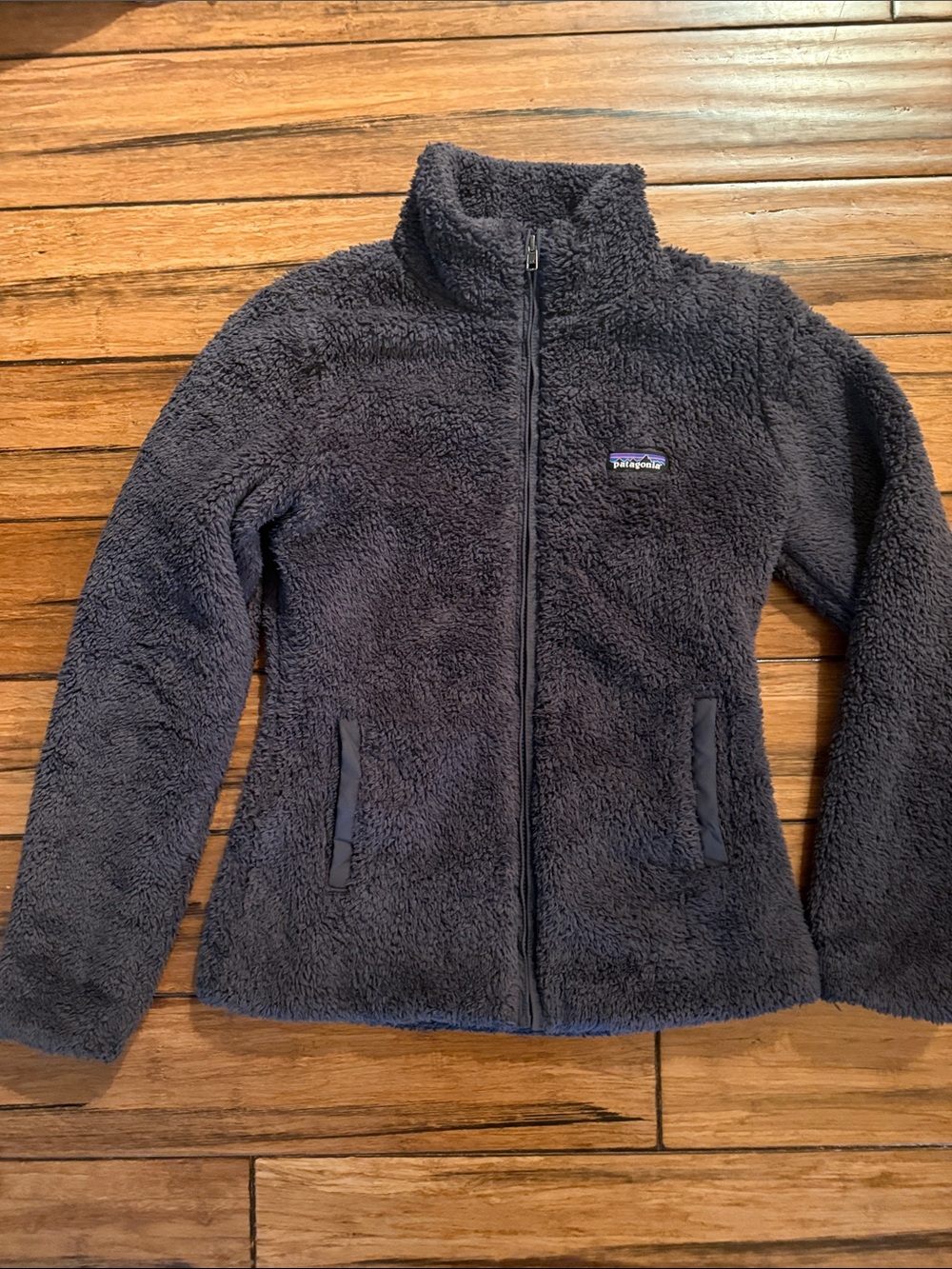 Patagonia Women’s Dark Gray Sherpa Jacket